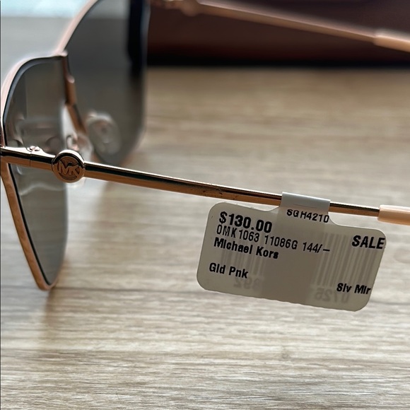 New Michael Kors OMK 1063 11086G 144 N3 Gold Shield Sunglasses main image 4